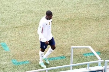 高层震怒！登贝莱国家队替补受伤 大巴黎赛前已提醒但德尚未理会